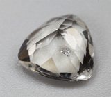 Бесцветный скаполит 1,13 карата