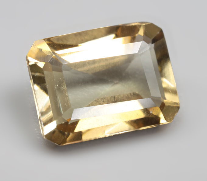 Желтый цоизит 1,55 карата
