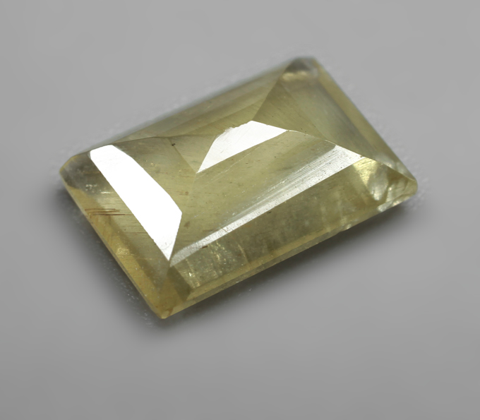 Гелиодор 1,82 карата