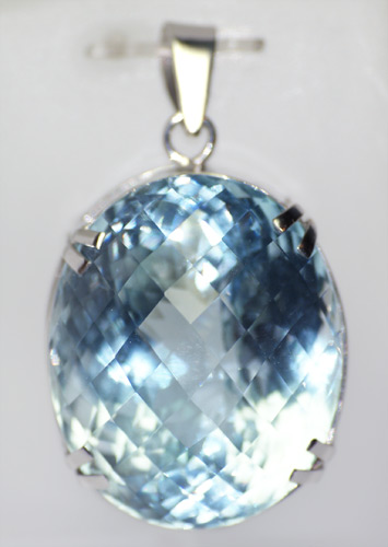 Золото Кулон с голубым топазом