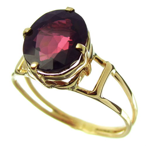 Золото Кольцо с пурпурной шпинелью