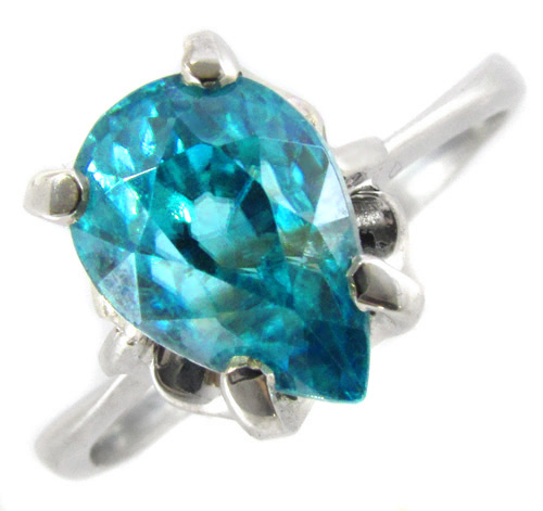 Серебро 925 Кольцо с великолепным голубым цирконом