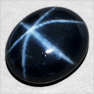 Звездчатый сапфир 12,22 карат