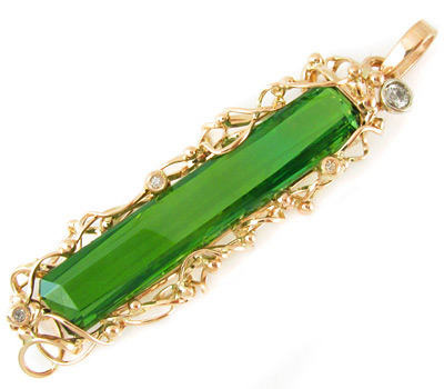 Золото Кулон с чистейшим зеленым турмалином и бриллиантами