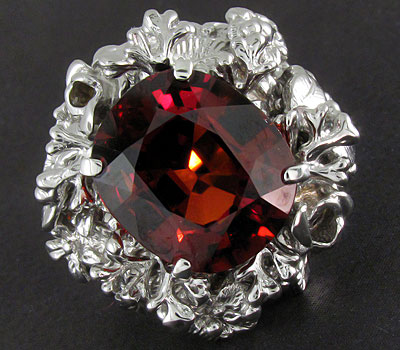 Золото Кольцо со спессартином гранатом