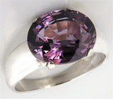 Кольцо с роскошной пурпурной шпинелью
