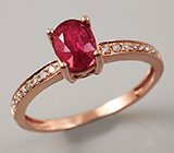 Кольцо с рубином и бриллиантами Золото