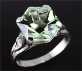 Кольцо c зеленым аметистом авторской огранки и бриллиантами Серебро 925