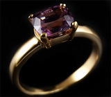Кольцо с пурпурно-розовой шпинелью