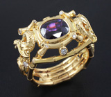 Кольцо, инкрустированое уникальным сапфиром со сменой цвета и бриллиантами
