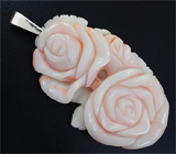 Кулон с миниатюрой "Розы" из цельного куска перуанского опала