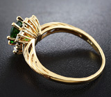 Кольцо с хромовым турмалином и бриллиантами Золото