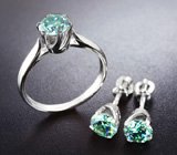 Комплект (кольцо + пусеты) с муассанитами