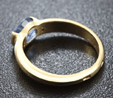 Кольцо с синим сапфиром Золото