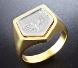 Перстень-печатка из комбинированного золота