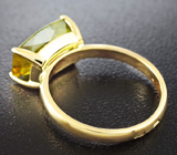 Кольцо с золотистым сфеном Золото