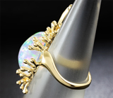 Кольцо c кристаллическим эфиопским опалом и бриллиантами Золото