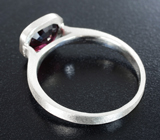 Кольцо с чистейшей пурпурно-красной шпинелью 2,07 карата Серебро 925