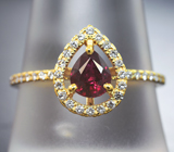 Кольцо с рубином 0,7 карата и бриллиантами Золото