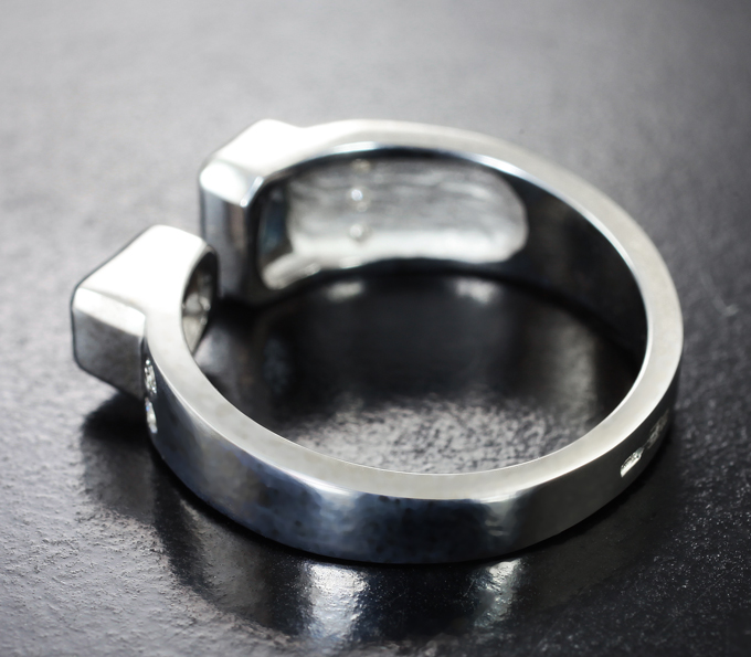 Кольцо с уральскими александритами 1,39 карата и бриллиантами