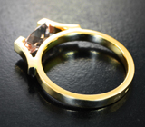 Кольцо с морганитом 1,24 карата и бриллиантами