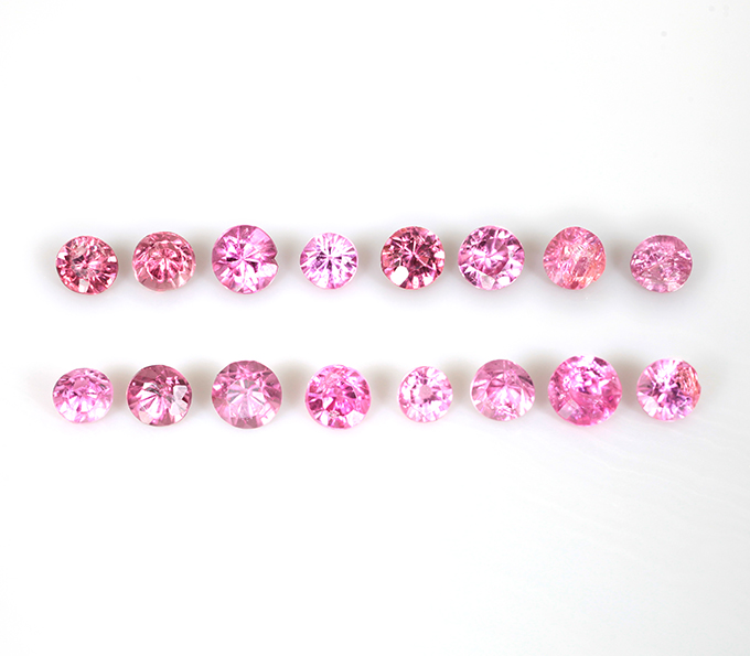 Набор из 16 розовых шпинелей 1,3 карата