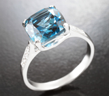 Кольцо с чистейшим синим London топазом 4,1 карата и бриллиантами