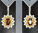 Серьги со сфенами 3,66 карата и разноцветными сапфирами