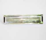 Крупный полихромный зеленый турмалин 7,96 карата