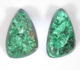 Пара плисовых уральских малахитов на долерите 81,44 карата