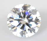 Бесцветный муассанит топовой огранки 1,9 карата