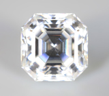 Бесцветный муассанит топовой огранки 5,01 карата