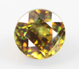 Желто-зеленый сфен высокой дисперсии 1,44 карата