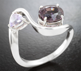 Кольцо cо шпинелью 2,65 карата и лавандовым сапфиром 0,65 карата со сменой цвета
