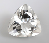 Чистейший бесцветный скаполит 2,22 карата