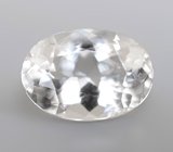 Чистейший бесцветный скаполит 0,63 карата