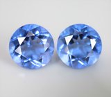 Крупная пара флюоритов высокой чистоты со сменой цвета 12,09 карата