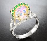 Кольцо с кристаллическим мексиканским опалом 4,31 карата и цаворитами