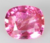 Неоново-розовая шпинель 0,28 карата