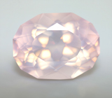 Чистейший крупный розовый кварц эффектной огранки 15,48 карата