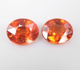 Пара ярко-оранжевых цирконов 1,47 карата