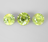 Набор из 3 уральских демантоидов 0,71 карата