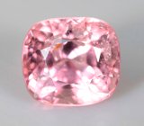 Неоново-розовая шпинель 1,23 карата