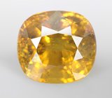 Крупный зеленовато-желтый сфен 5,17 карата