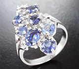 Кольцо с бенитоитами 1,94 карата и бриллиантами