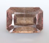 Редкий пурпурный скаполит 2,27 карата