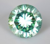 Крупный голубовато-зеленый муассанит 4,72 карата