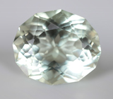 Чистейший зеленый аметист авторской огранки 11,26 карата