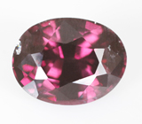 Красновато-пурпурная шпинель 0,98 карата