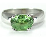 Кольцо с потрясающим демантоидом